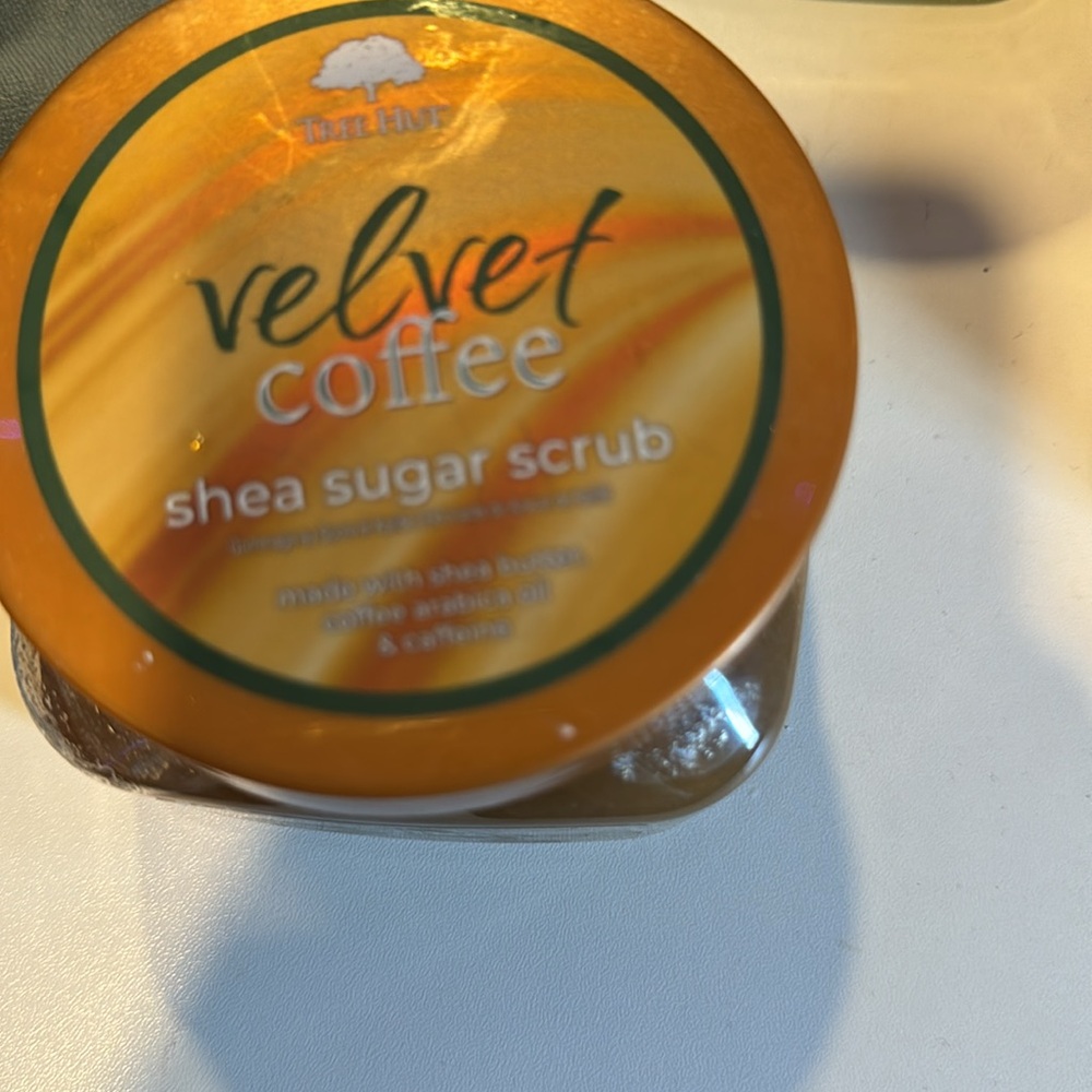 Tree hut velvet coffee